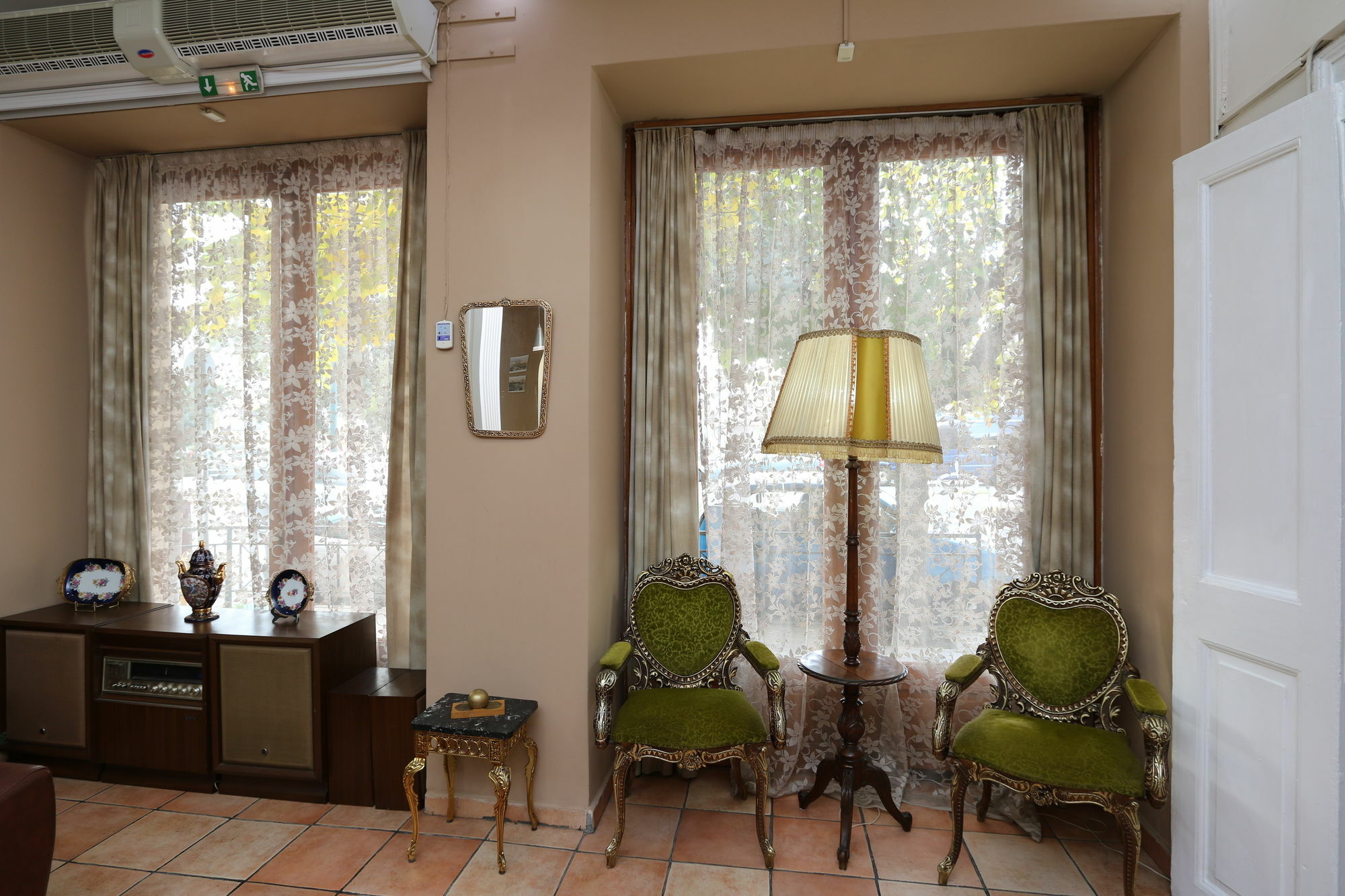 Hotel Neos Olympos Athén Kültér fotó