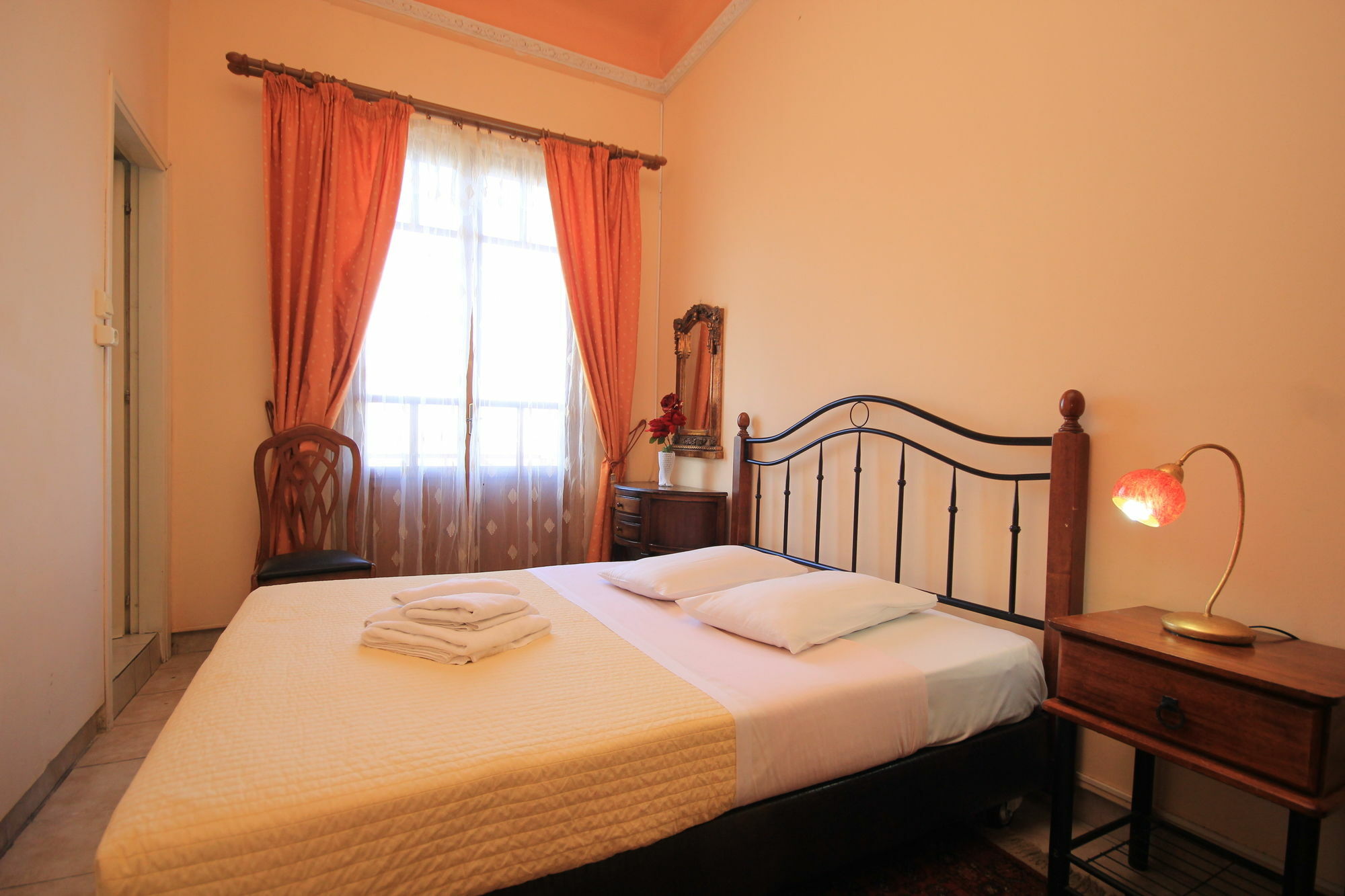 Hotel Neos Olympos Athén Kültér fotó