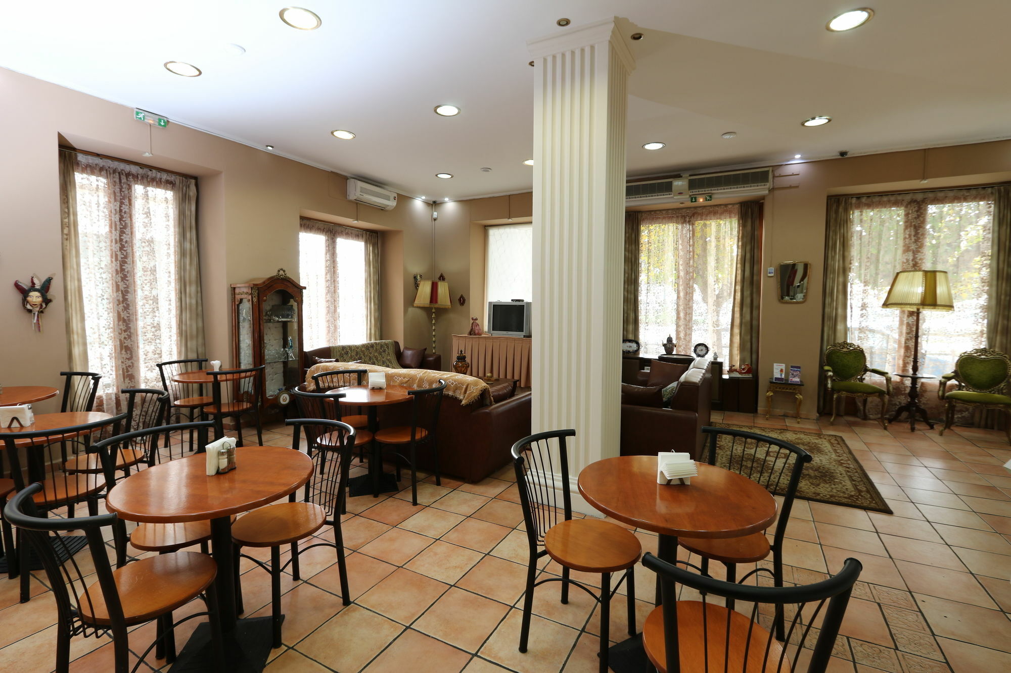 Hotel Neos Olympos Athén Kültér fotó